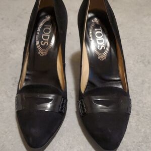 TOD'S Black Suede Pointed Block Heel Pumps with Gloss Strap